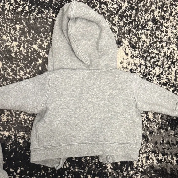🌻Ralph Lauren Light Gray Baby Hoodie and Sweatpants Set - Picture 9 of 9